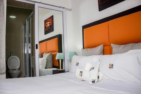 Comfort Room | Soundproofing, iron/ironing board, free WiFi