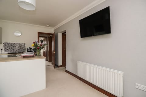 Cottage | 1 bedroom, individually decorated, individually furnished, free WiFi