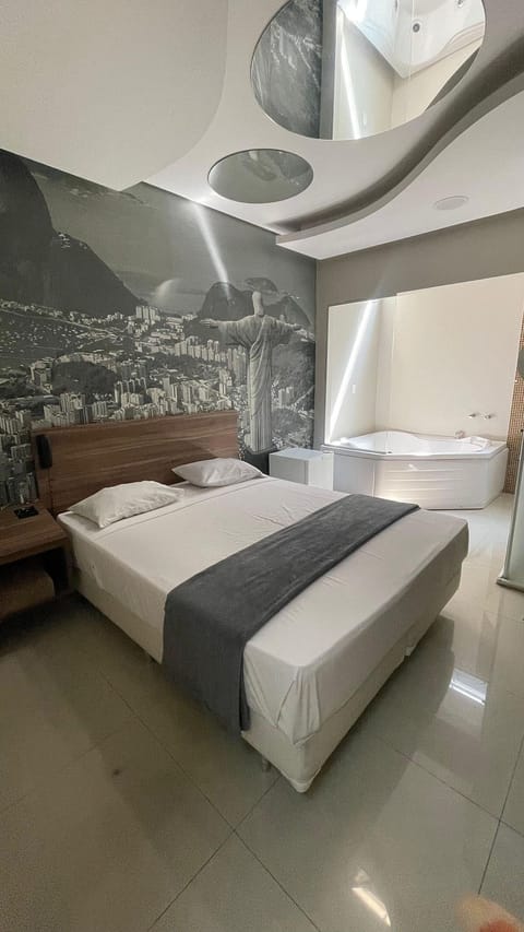 Suite | Premium bedding, memory foam beds, individually decorated