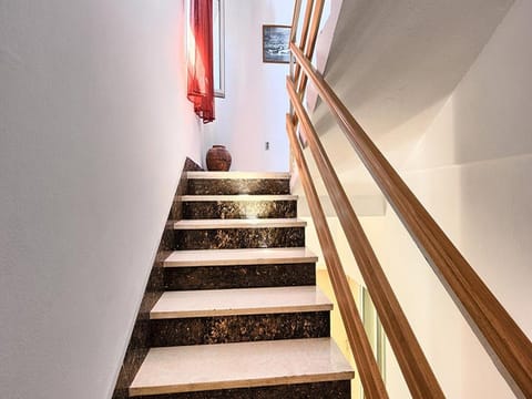 Apartment (Three Bedroom Apartment with Balcony) | Interior
