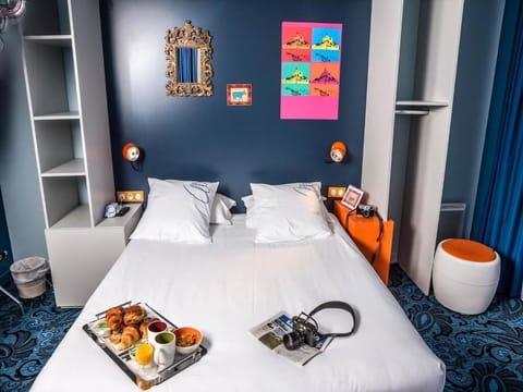 Standard Double Room | Desk, blackout drapes, iron/ironing board, free cribs/infant beds