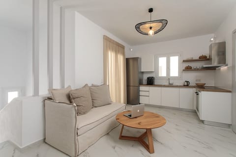 Villa | Living area | 32-inch Smart TV with digital channels, TV