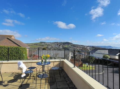 Cottage | Property grounds