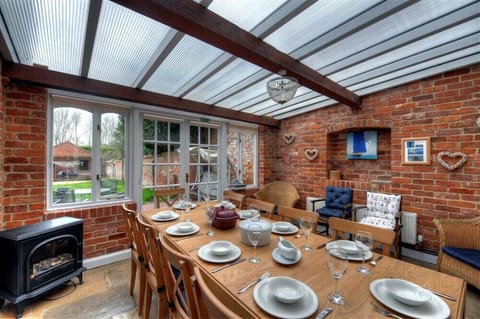 Cottage | Interior