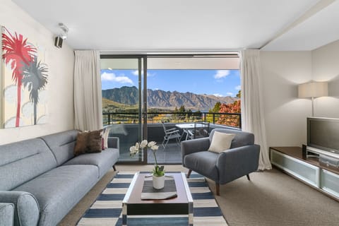 Apartment | Living area | Smart TV, Netflix, streaming services
