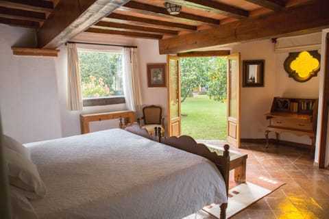 Traditional Double Room, Garden Area (7) | Free WiFi, bed sheets