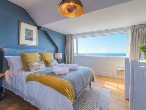 Cottage | 4 bedrooms, individually decorated, individually furnished, free WiFi