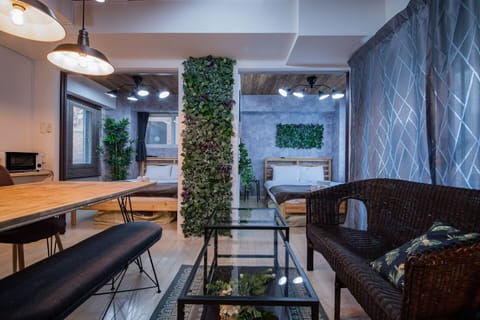 Apartment | Living area | Flat-screen TV