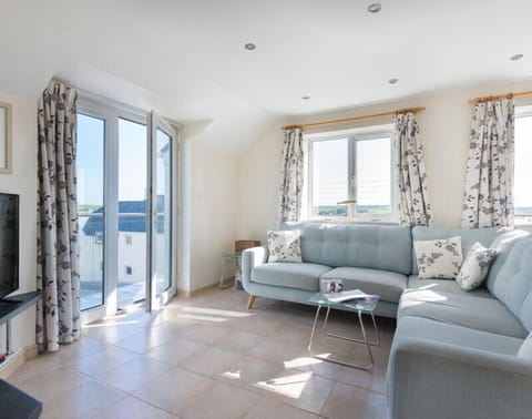 Cottage | Living room | DVD player