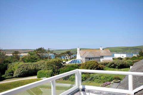 Cottage | Property grounds