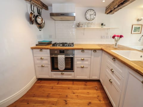 Fridge, dishwasher, electric kettle, toaster