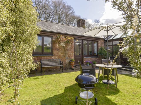 Cottage | Property grounds