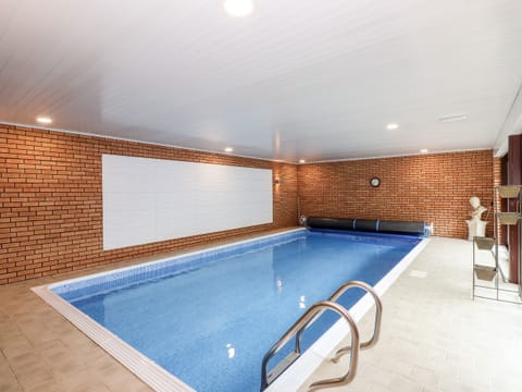 Cottage | Pool | Indoor pool