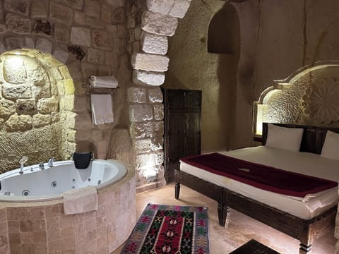 Classic Room, Bathtub | Jetted tub