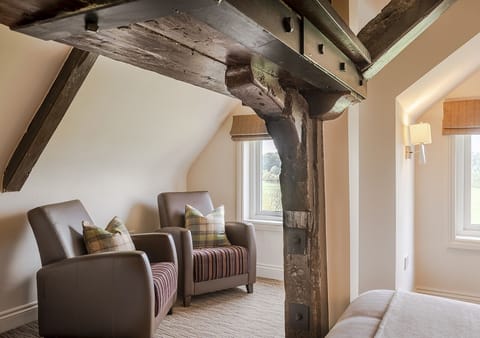 Superior Double Room | Desk, iron/ironing board, free cribs/infant beds, free WiFi