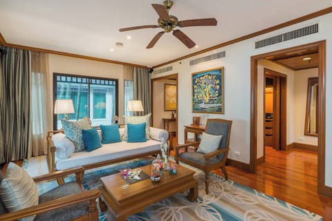 37-inch LCD TV with satellite channels, TV, table tennis