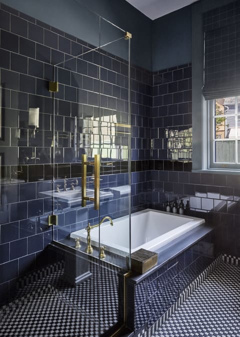 Suite, 1 Bedroom (Elise) | Bathroom | Designer toiletries, hair dryer, bathrobes, slippers