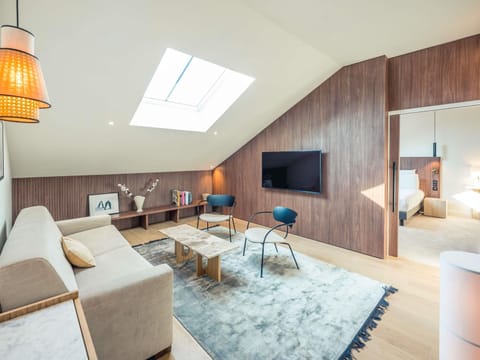 Pillowtop beds, minibar, in-room safe, individually furnished