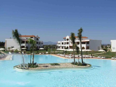 Apartment | Pool | Outdoor pool