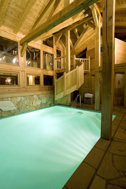 Indoor pool, outdoor pool
