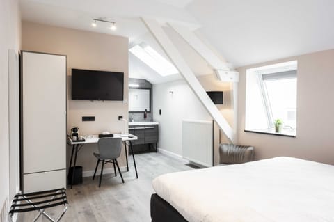 Premium bedding, minibar, in-room safe, individually decorated