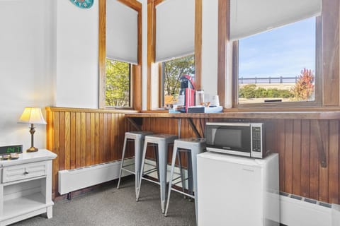 Signature Room, 1 Queen Bed with Sofa bed | Egyptian cotton sheets, premium bedding, down comforters