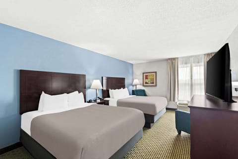 Standard Room, 2 Queen Beds, Non Smoking | Desk, laptop workspace, iron/ironing board, free WiFi