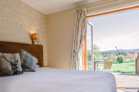 Double or Twin Room, Garden View | Egyptian cotton sheets, premium bedding, individually decorated