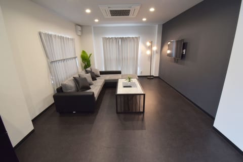 Comfort House | 4 bedrooms, desk, laptop workspace, WiFi (free)