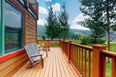 Condo (Red Hawk Townhomes 2 Bedroom Rental i) | Exterior