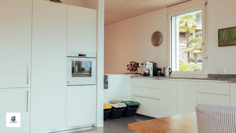 House, Ensuite, Lake View (Locarno Monti) | Shared kitchen