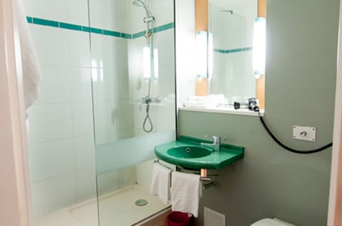 Standard Double Room, 1 Double Bed | Bathroom | Shower, eco-friendly toiletries, hair dryer, towels