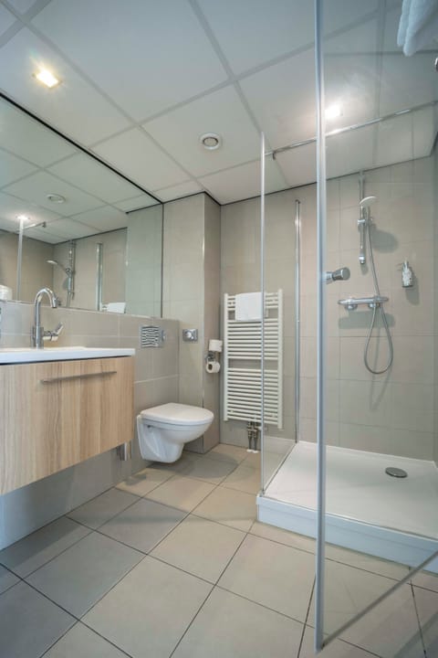 Comfort Double Room, Terrace (Dune view) | Bathroom | Eco-friendly toiletries, hair dryer, towels