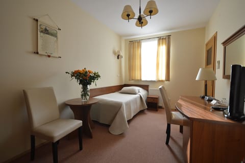 Single Room | 10 bedrooms, premium bedding, minibar, in-room safe