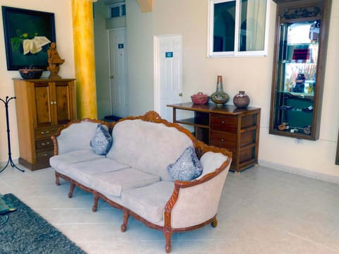 36-inch Smart TV with cable channels, TV