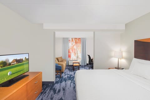 Premium bedding, desk, blackout drapes, iron/ironing board