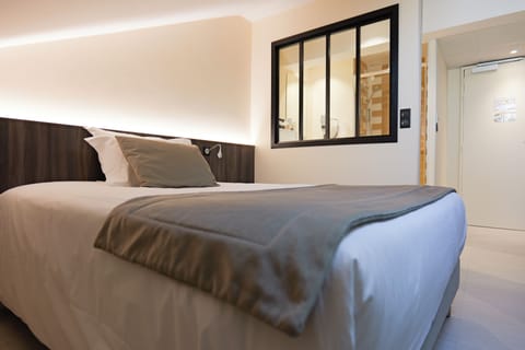 Single Room | In-room safe, individually furnished, soundproofing, iron/ironing board