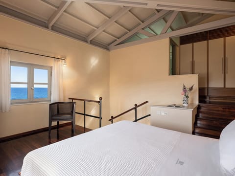 Suite Executive Sea View | 1 bedroom, premium bedding, minibar, in-room safe