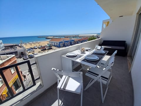 House | 2 bedrooms, iron/ironing board, WiFi