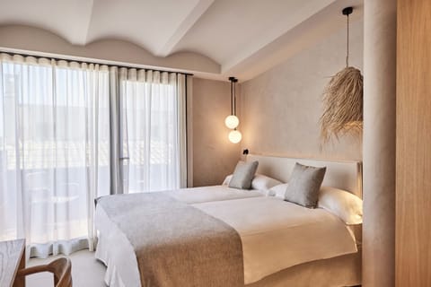 Superior Suite, Terrace | In-room safe, free WiFi