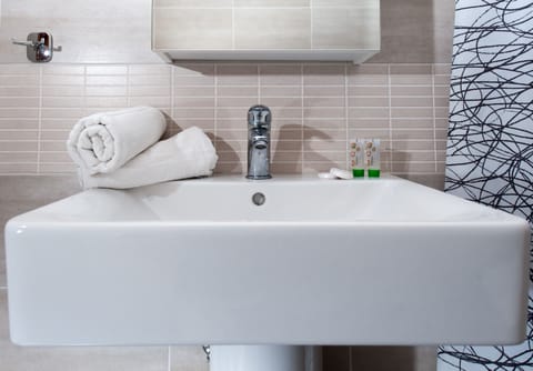 In-room safe, desk, iron/ironing board, free WiFi