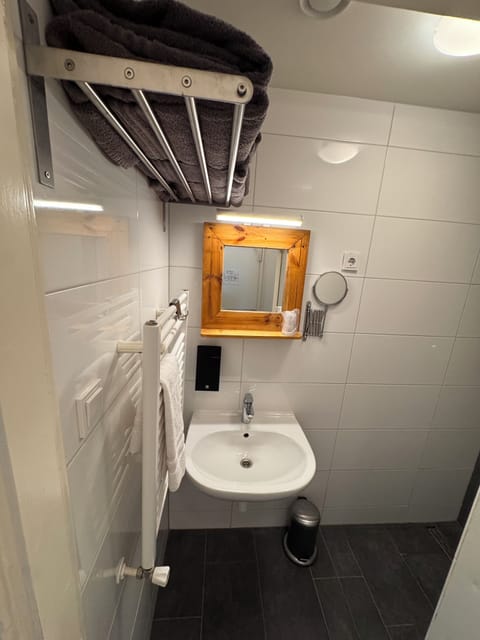 Comfort Quadruple Room | Free WiFi, bed sheets