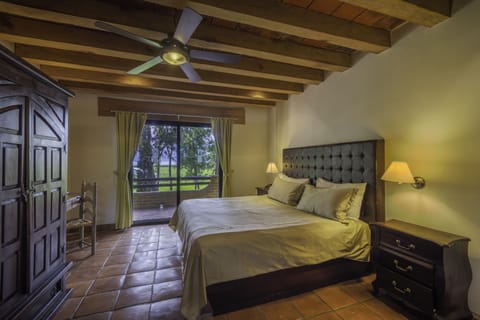 Superior Room with Garden View | In-room safe, blackout drapes, iron/ironing board, free WiFi