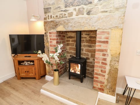 Cottage | 2 bedrooms, individually decorated, individually furnished, free WiFi