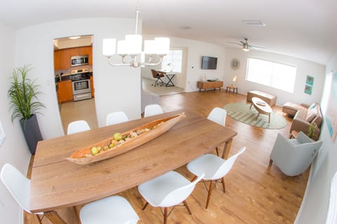 Family Triple Room | In-room safe, individually decorated, individually furnished