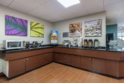 Free buffet breakfast