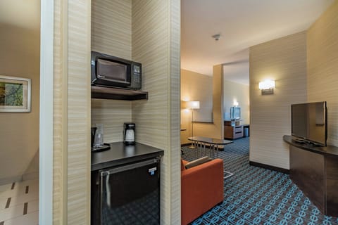 In-room safe, desk, blackout drapes, iron/ironing board