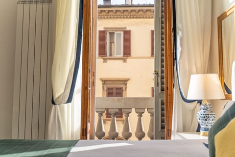 Superior Double Room | Minibar, blackout drapes, free WiFi, bed sheets