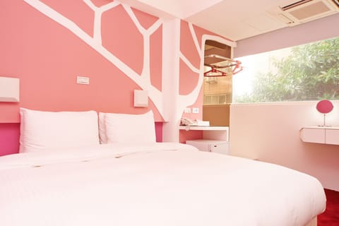 Standard Double Room | Premium bedding, down comforters, individually decorated