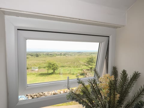 Cottage | 1 bedroom, individually decorated, individually furnished, free WiFi